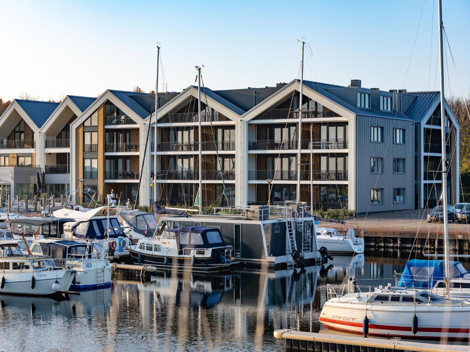 Luxury Apartment In R Sidence Marina Kamperland Pet Friendly Exterior photo