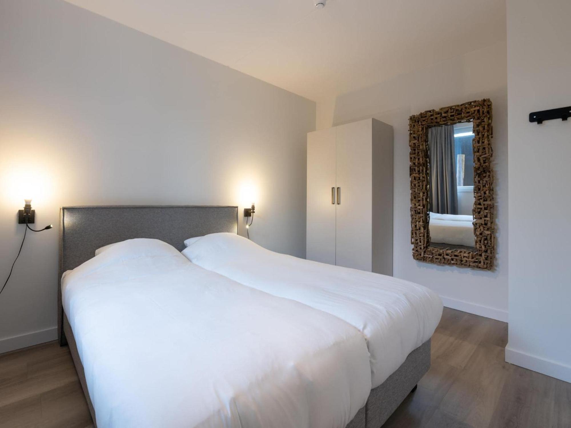 Luxury Apartment In R Sidence Marina Kamperland Pet Friendly Exterior photo